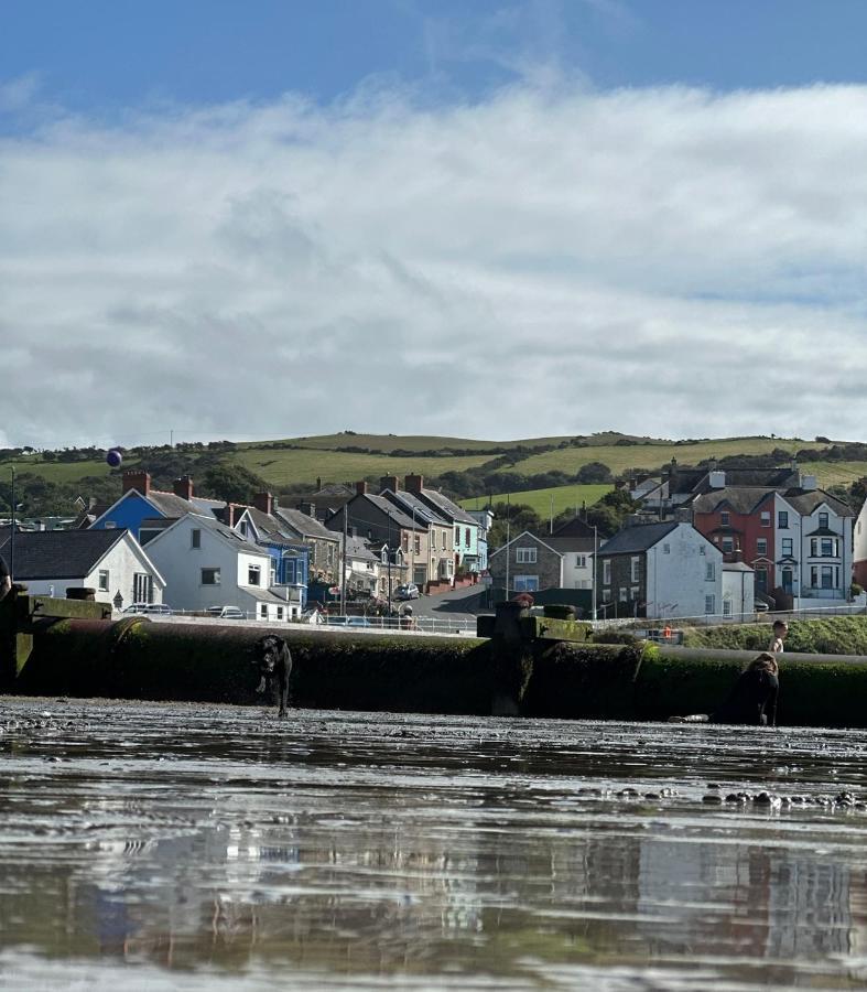 Powys 37 Hotell Borth Eksteriør bilde